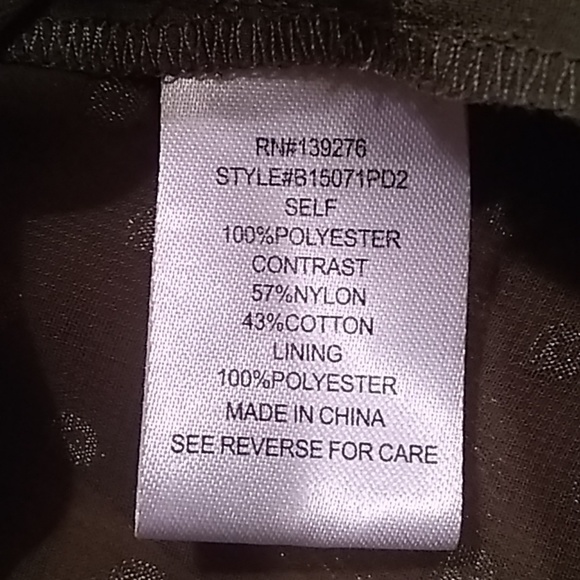 XL Black Rainn Top - Picture 5 of 5